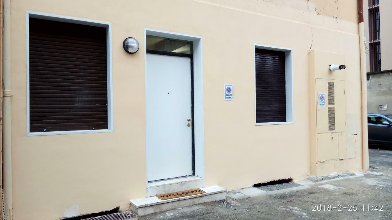 Archimede Apartment Pavia Exterior photo